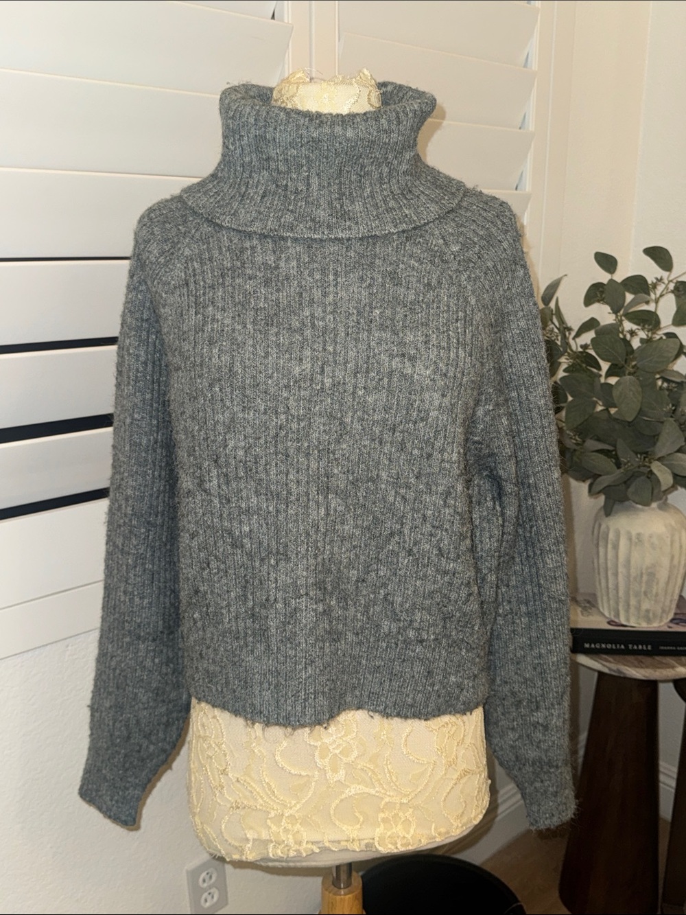 Old Navy Gray Ribbed Turtleneck Sweater